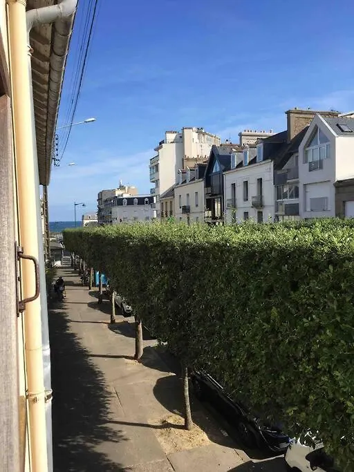 Location Studio Equipe A 200M De La Plage. Saint-Malo